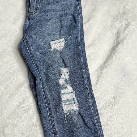 Girls Justice Straight Blue Distressed Ripped Jeans Medium Wash Size 8 - Picture 3 of 10